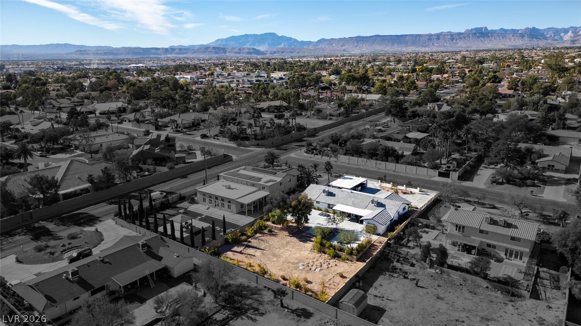 2870 Belcastro Street Las Vegas NV 89117