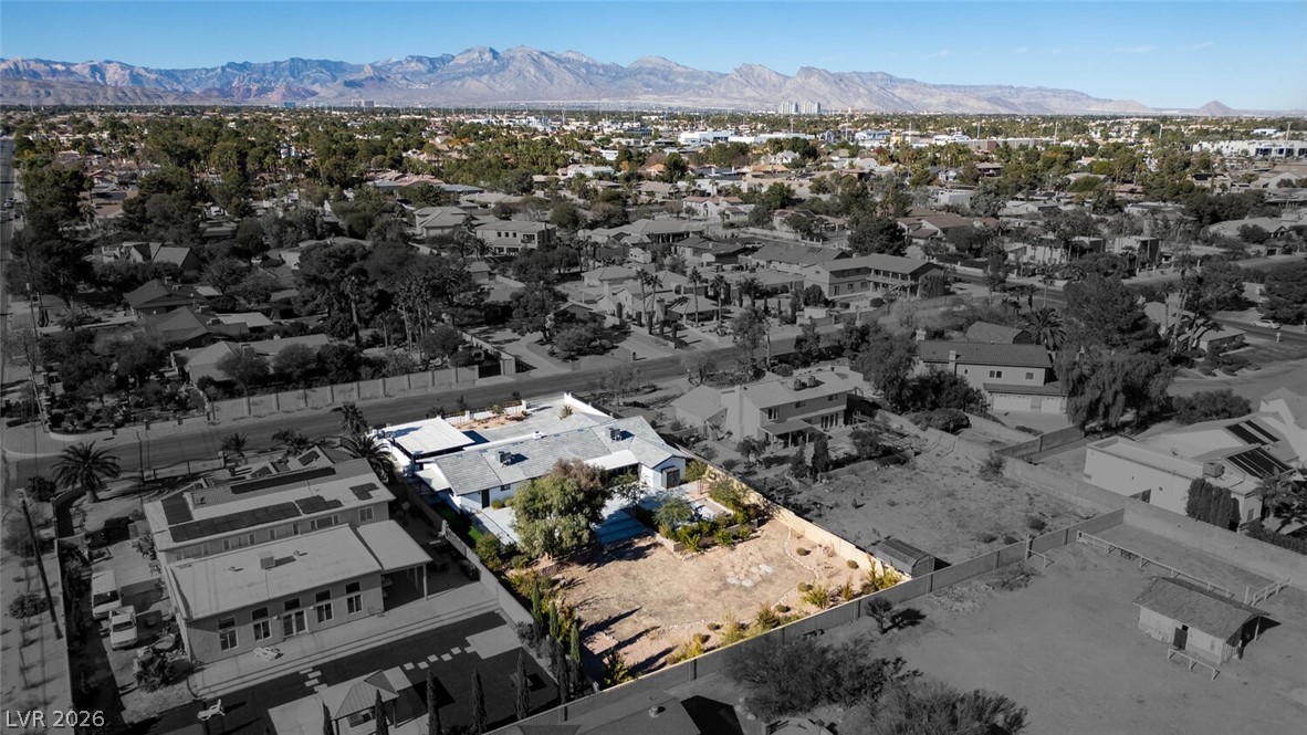 2870 Belcastro Street Las Vegas NV 89117