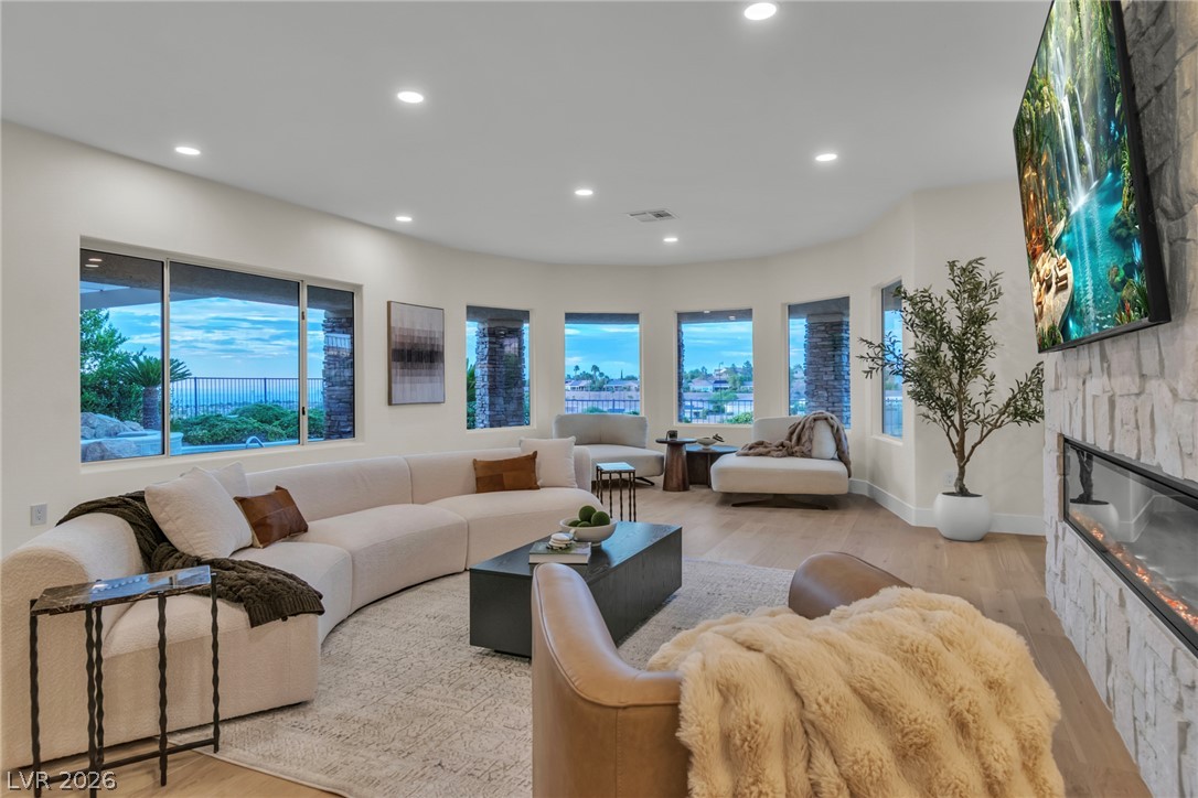 2734 Cherrydale Falls Drive Henderson NV 89052