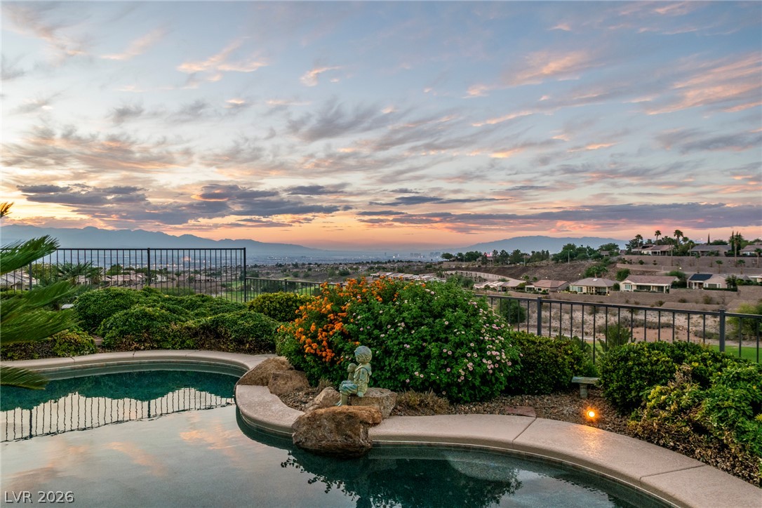 2734 Cherrydale Falls Drive Henderson NV 89052