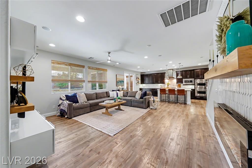 10432 Doman Avenue Las Vegas NV 89166