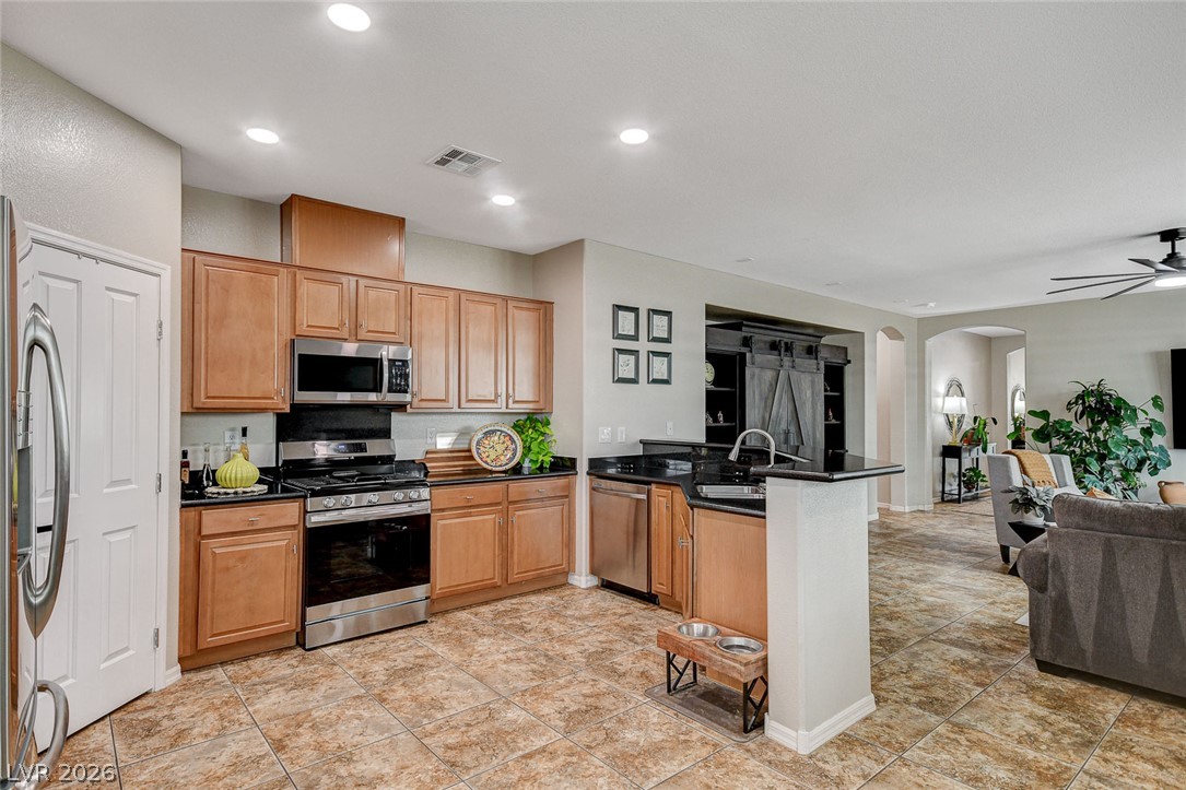 10335 Rugged Mountain Avenue Las Vegas NV 89166