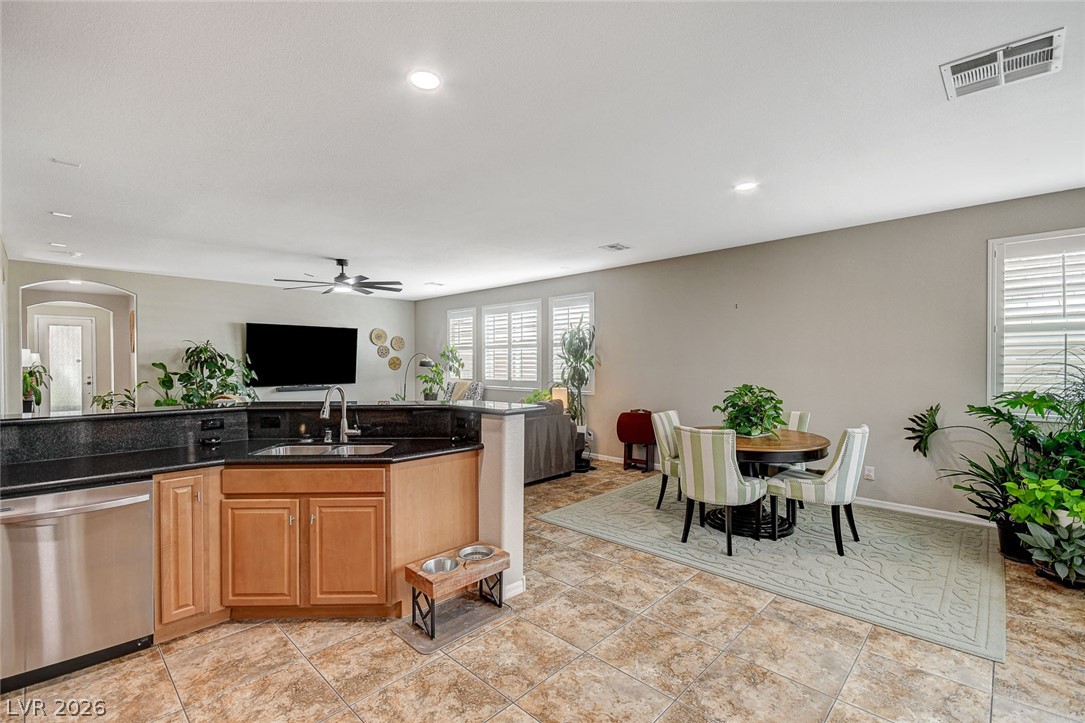 10335 Rugged Mountain Avenue Las Vegas NV 89166