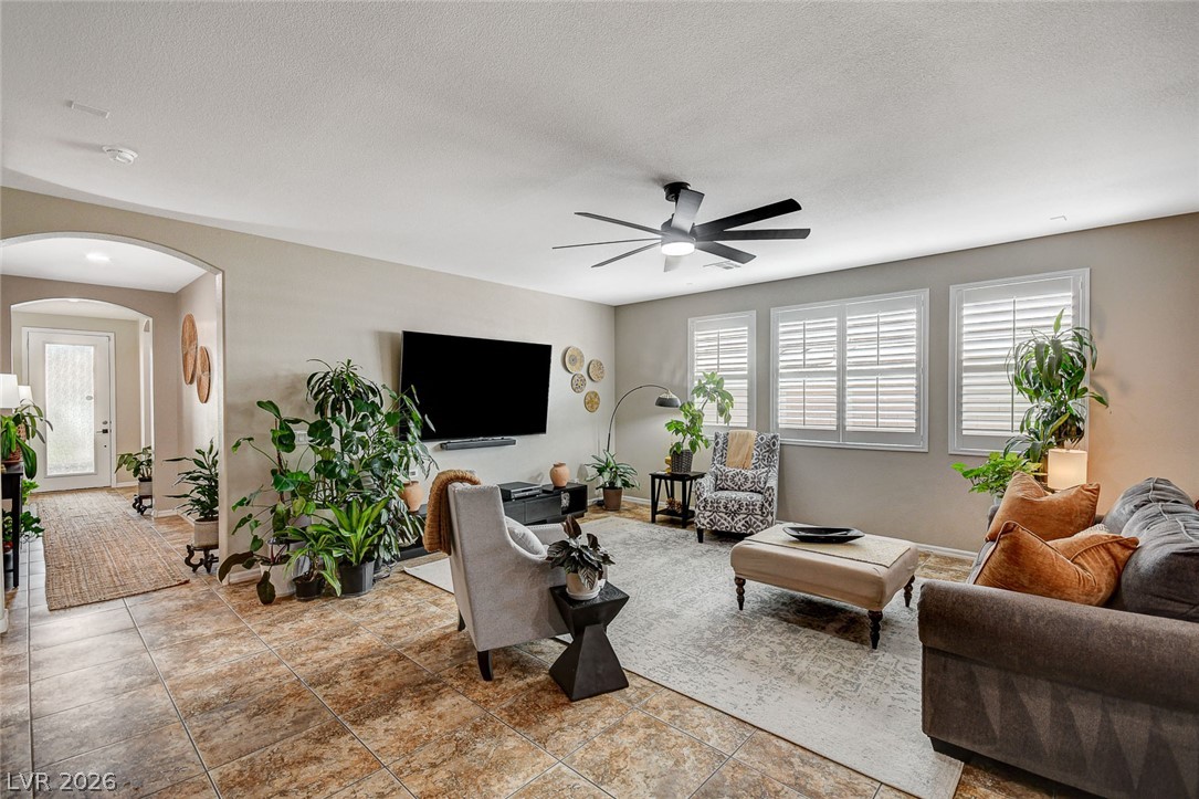 10335 Rugged Mountain Avenue Las Vegas NV 89166