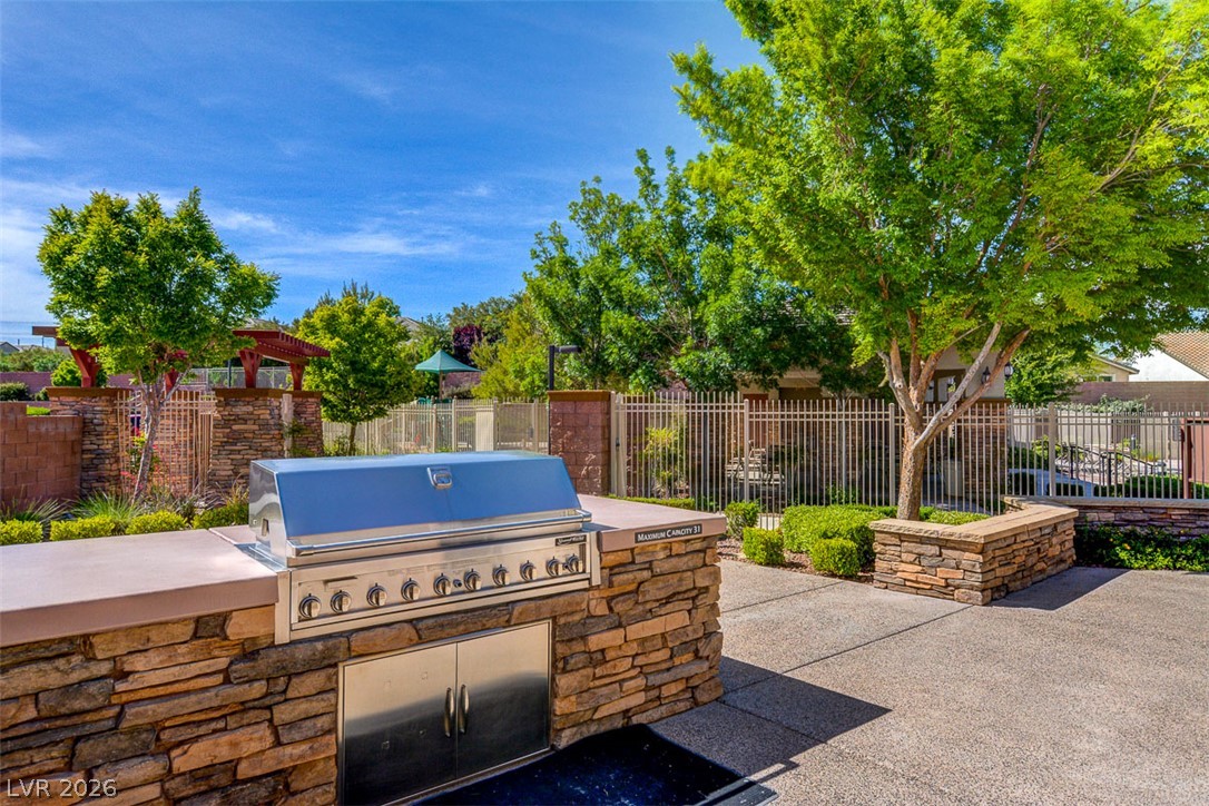 10335 Rugged Mountain Avenue Las Vegas NV 89166