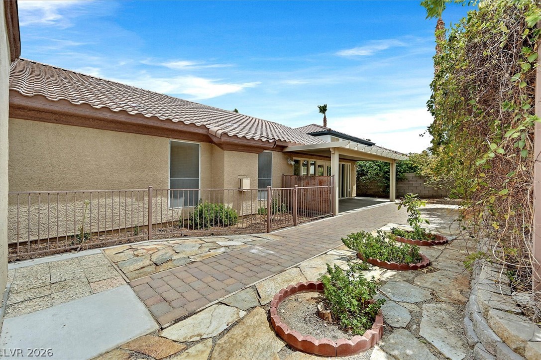 8221 Shad Bush Avenue Las Vegas NV 89149