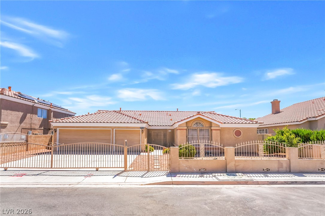 7628 Poppy Meadow Street Las Vegas NV 89123