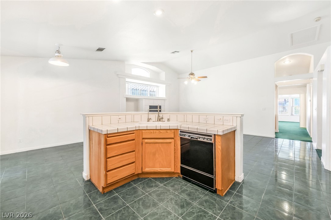 7628 Poppy Meadow Street Las Vegas NV 89123