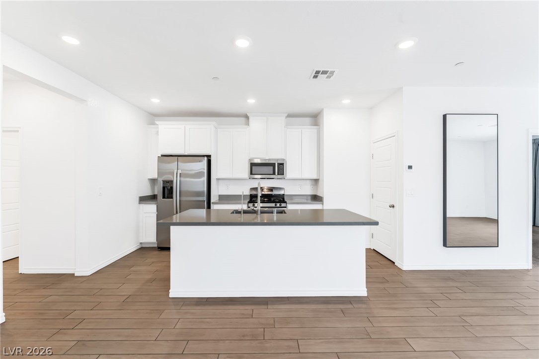 9458 Noble Fir Ridge Avenue Las Vegas NV 89143