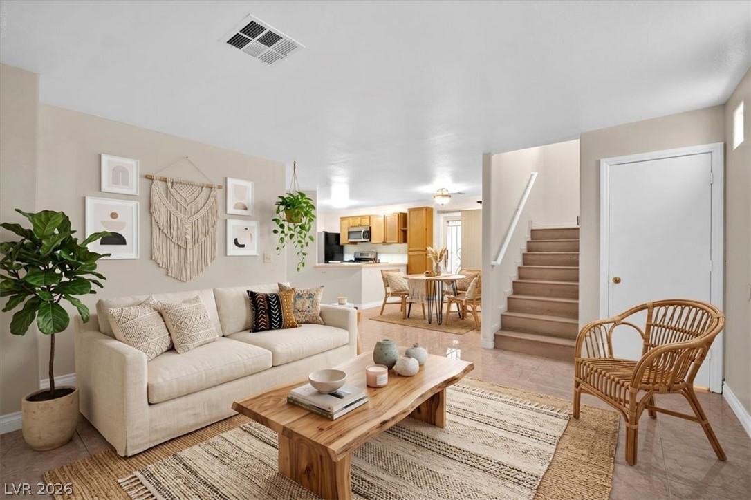 9958 Fragile Fields Street Las Vegas NV 89183