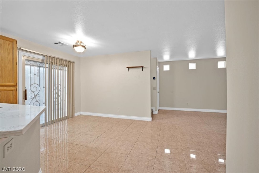 9958 Fragile Fields Street Las Vegas NV 89183