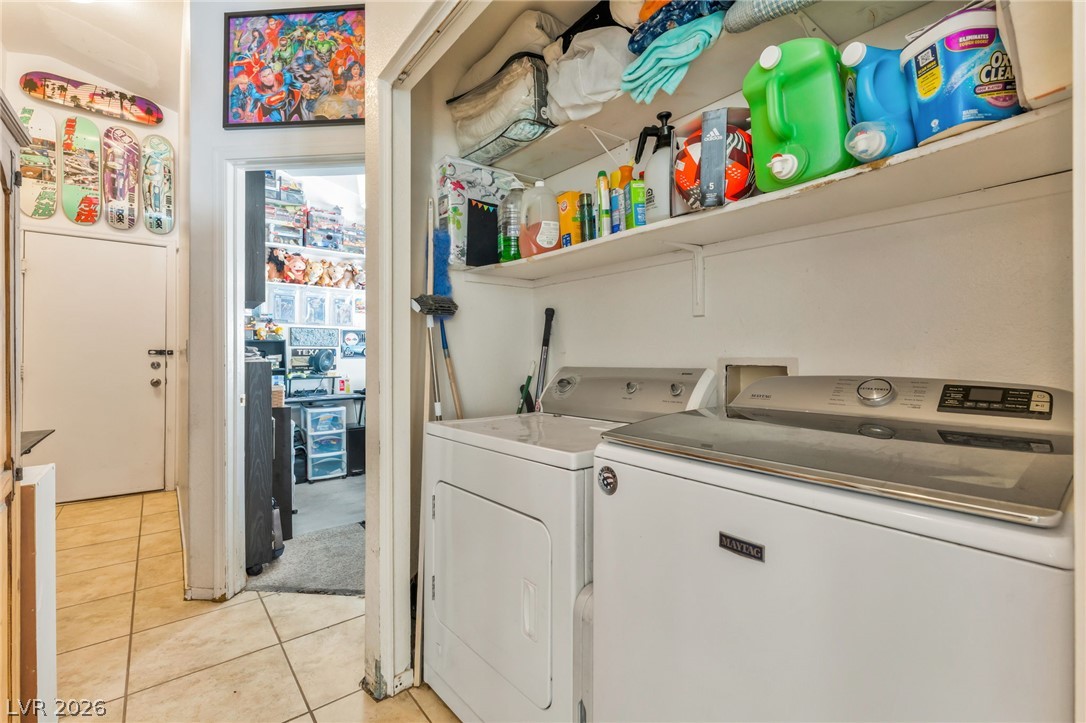 1520 Bonnie Castle Way Las Vegas NV 89108
