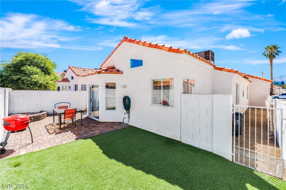 1520 Bonnie Castle Way Las Vegas NV 89108