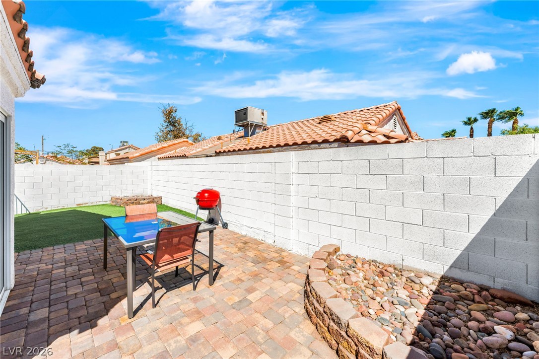1520 Bonnie Castle Way Las Vegas NV 89108