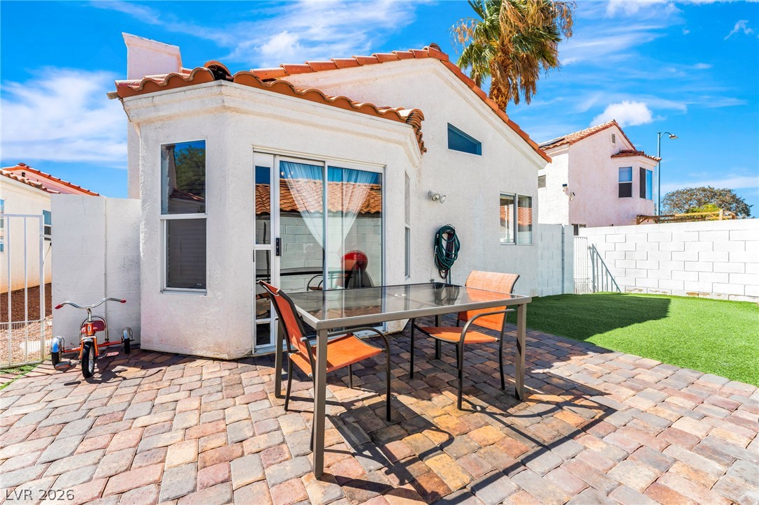 1520 Bonnie Castle Way Las Vegas NV 89108