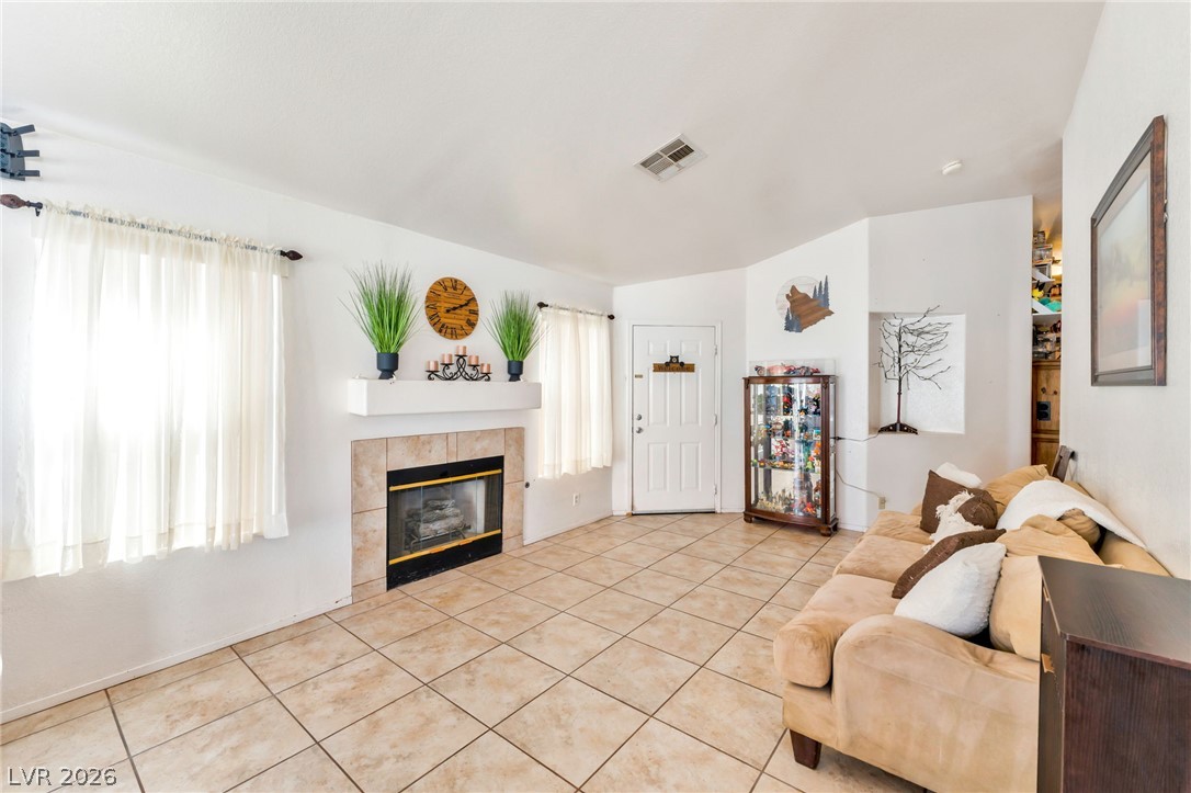 1520 Bonnie Castle Way Las Vegas NV 89108