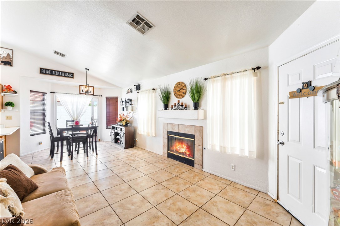 1520 Bonnie Castle Way Las Vegas NV 89108