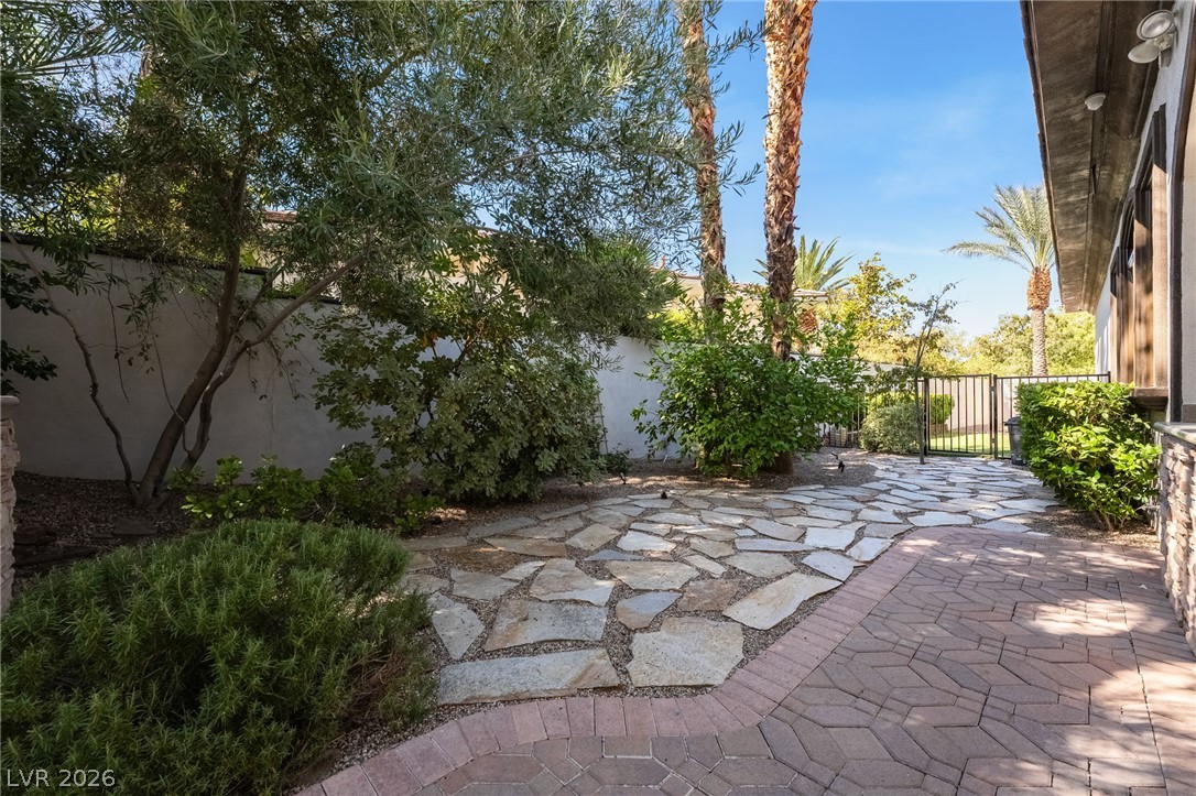 9325 Canyon Classic Drive Las Vegas NV 89144