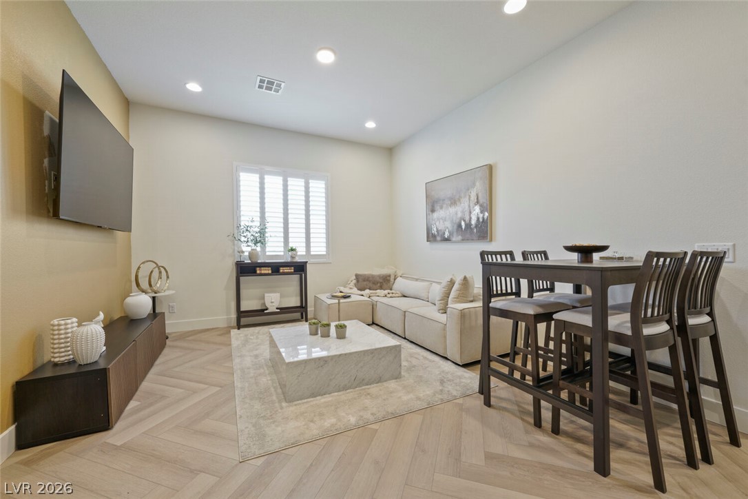 9306 Sierra De Luna Court Las Vegas NV 89139