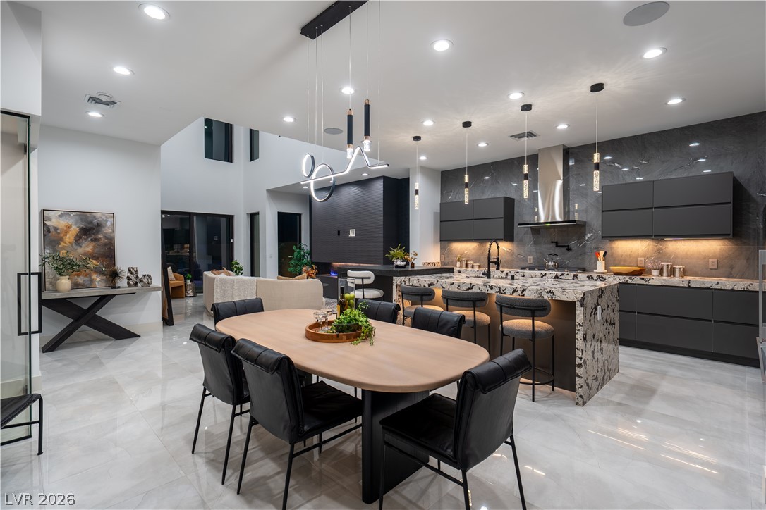 2824 Queens Courtyard Drive Las Vegas NV 89109
