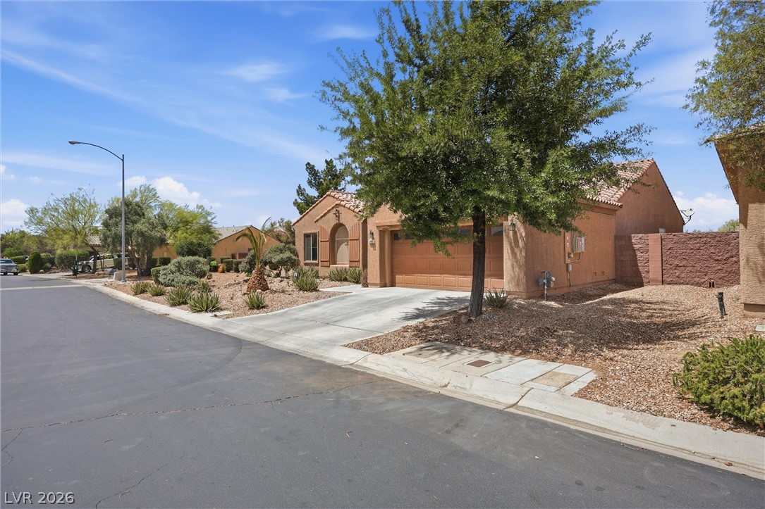 3895 Galiceno Drive Las Vegas NV 89122