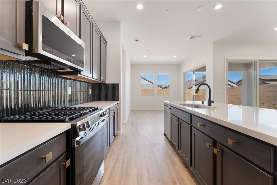 658 Ambridge Drive Henderson NV 89011