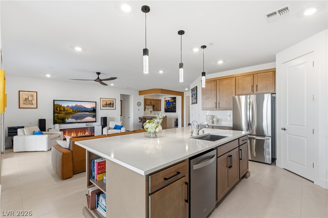 6424 Belgrossa Bend Street Las Vegas NV 89166