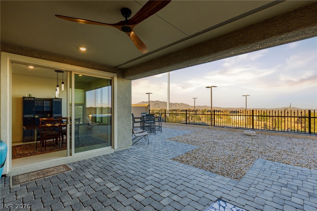 6424 Belgrossa Bend Street Las Vegas NV 89166