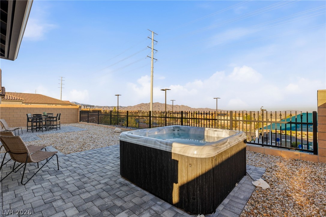 6424 Belgrossa Bend Street Las Vegas NV 89166