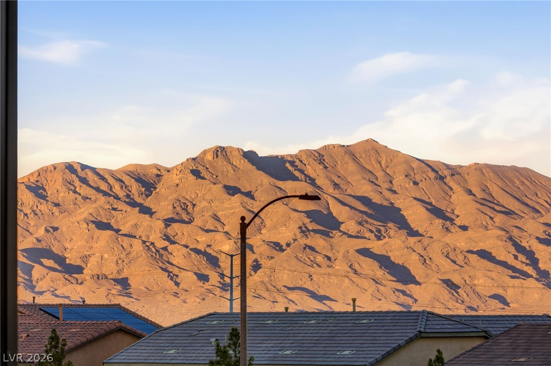 6424 Belgrossa Bend Street Las Vegas NV 89166