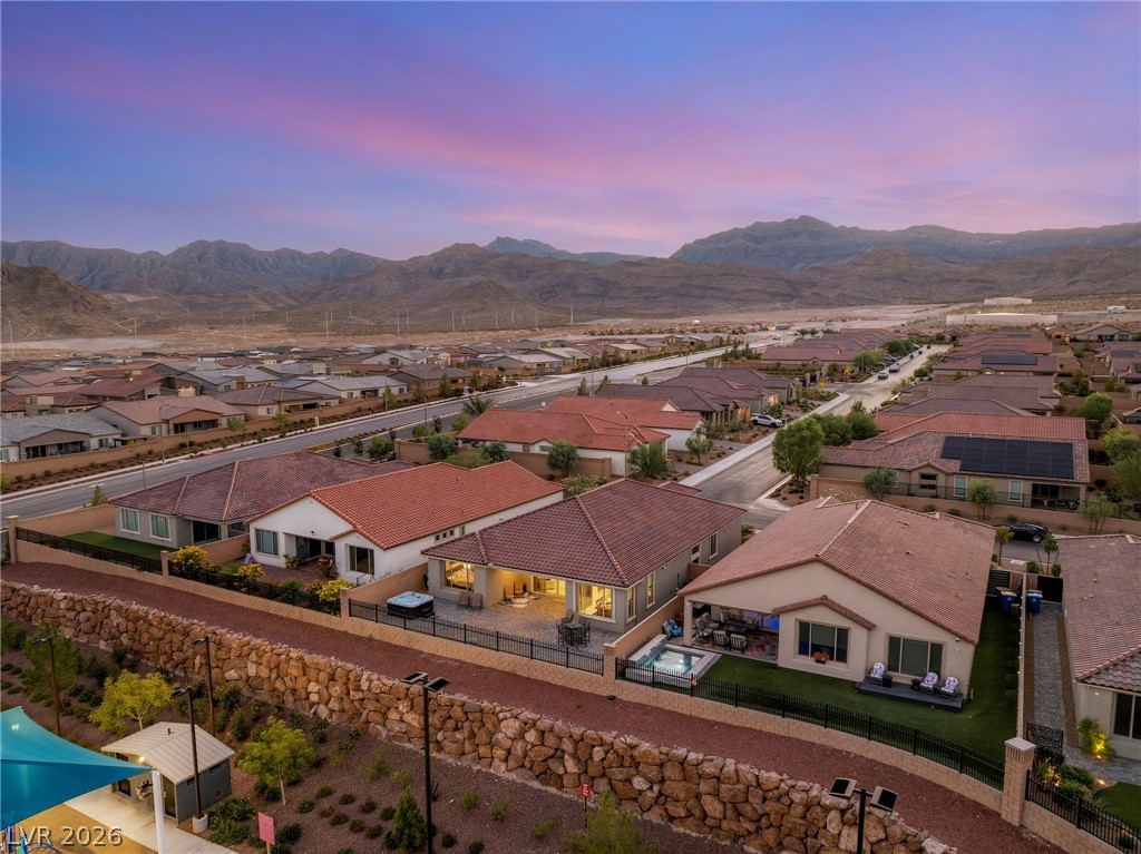 6424 Belgrossa Bend Street Las Vegas NV 89166