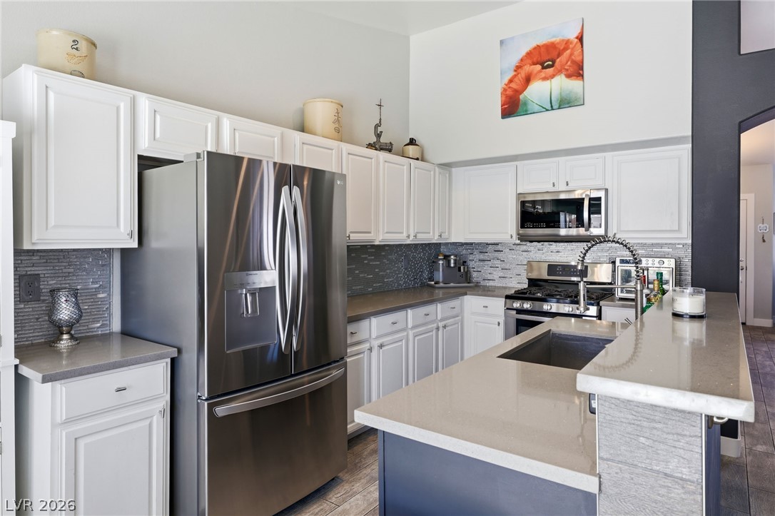 5029 Sunrise Falls Court North Las Vegas NV 89031