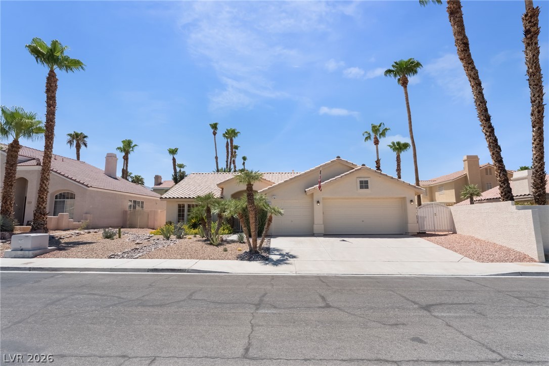 2117 White Falls Street Las Vegas NV 89128