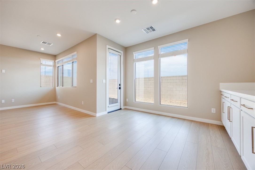 4352 Tallow Falls Avenue Las Vegas NV 89141