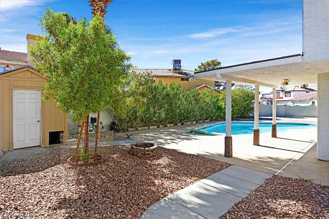 1715 Green Apple Way Las Vegas NV 89142