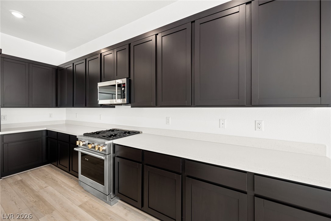 10405 Diana Summit Street Las Vegas NV 89143