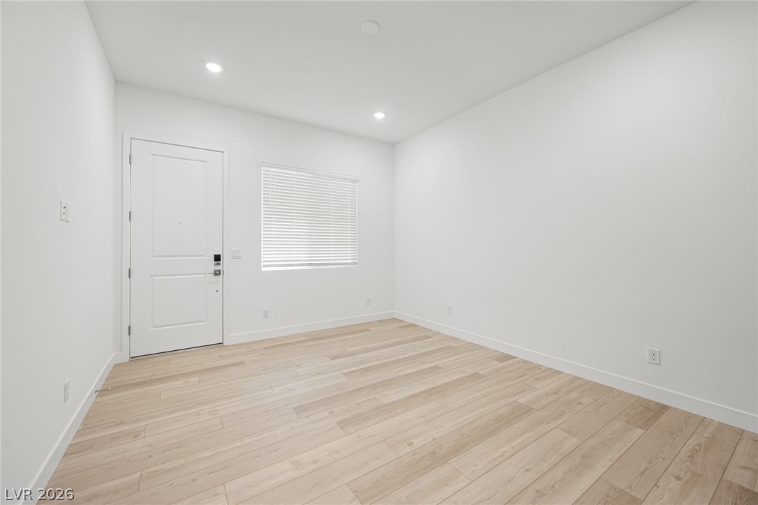 10405 Diana Summit Street Las Vegas NV 89143