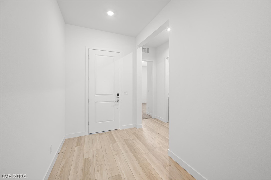 10405 Diana Summit Street Las Vegas NV 89143