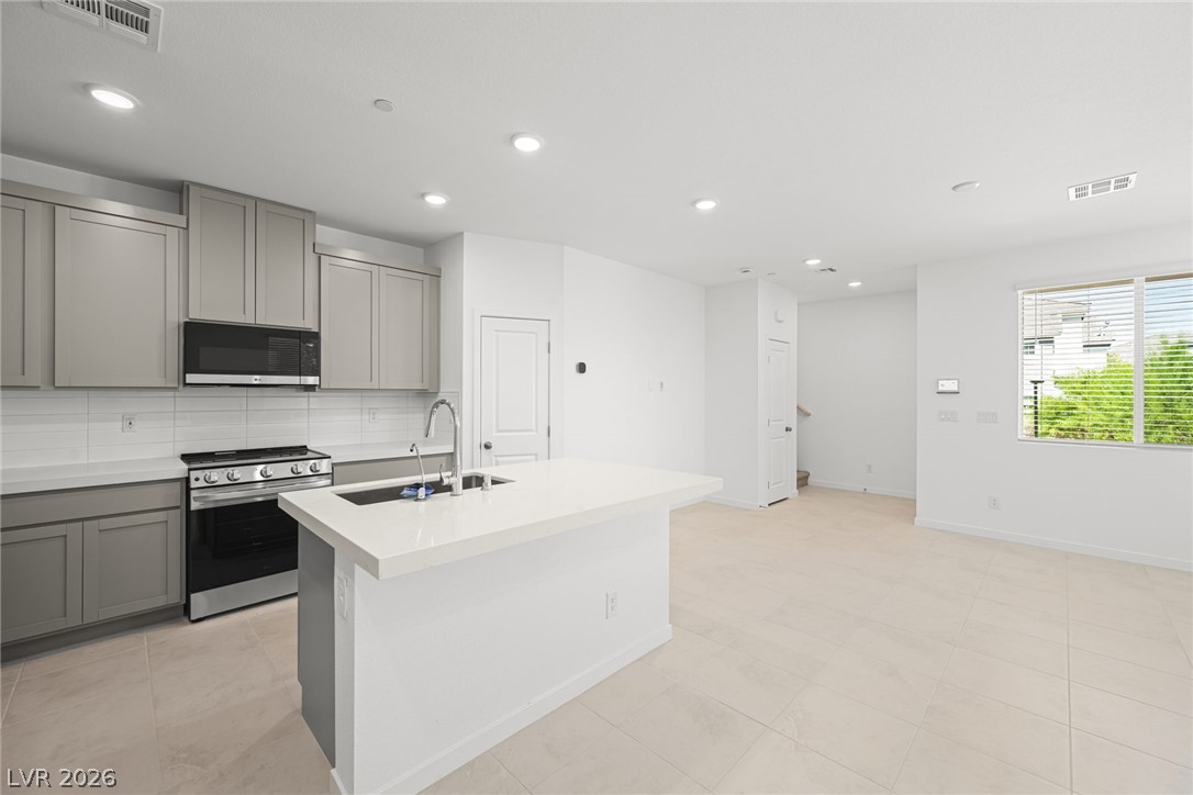 828 Atleigh Avenue Henderson NV 89011