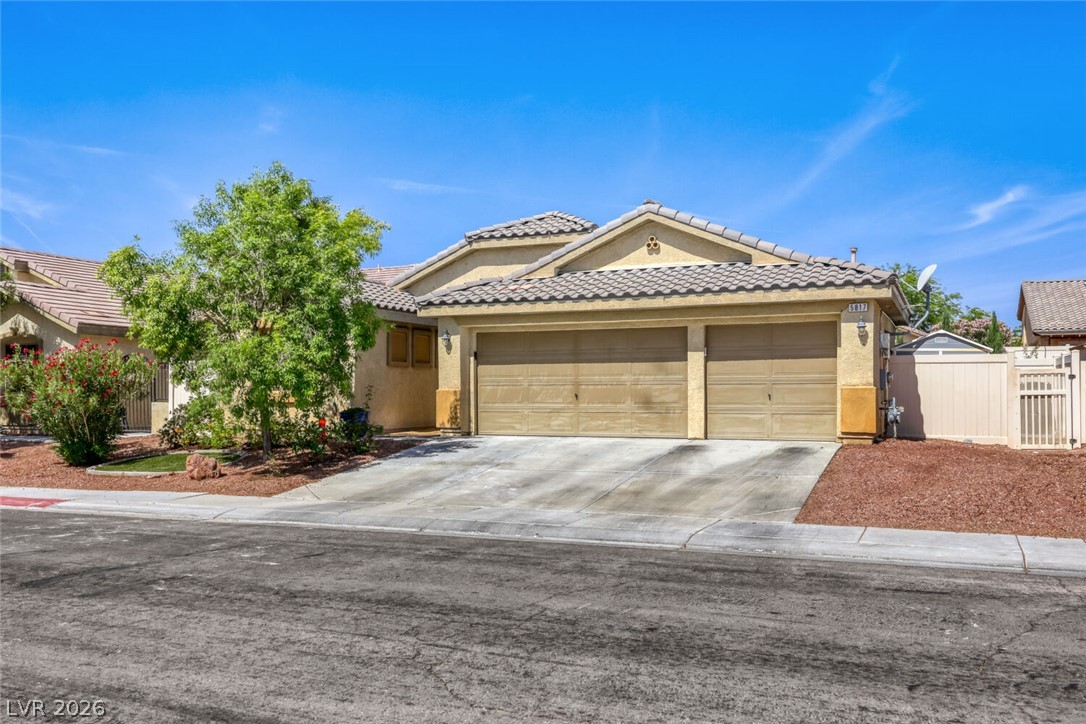 5817 Hawkeye Bell Street North Las Vegas NV 89081