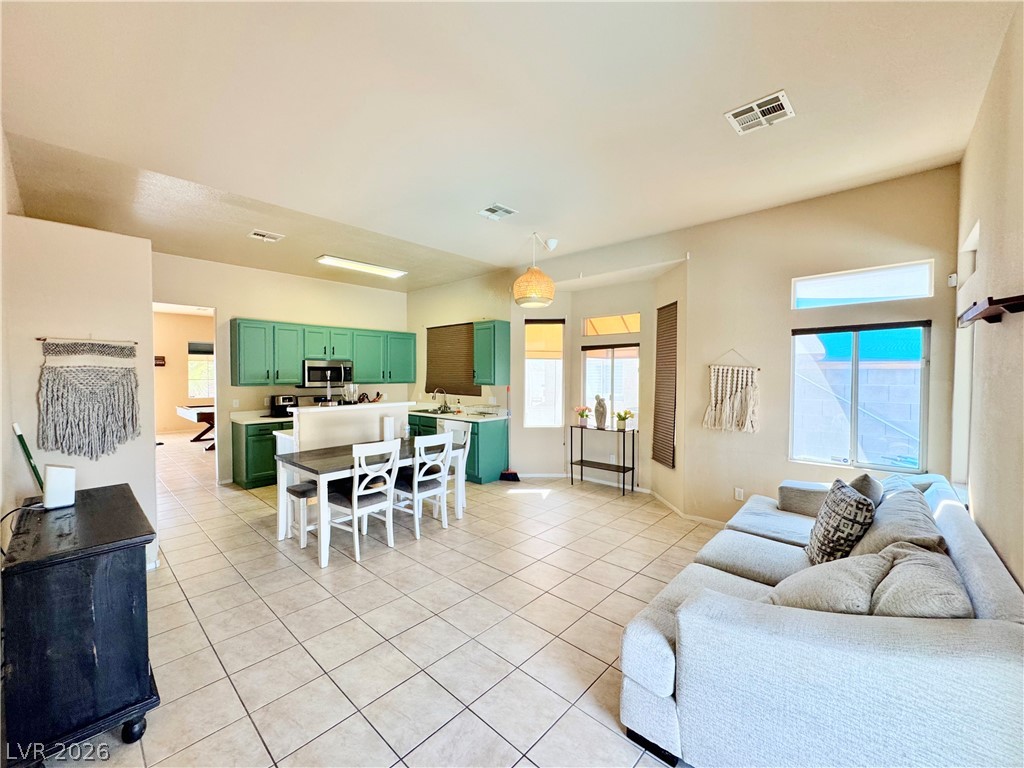 2112 Panther Place North Las Vegas NV 89031