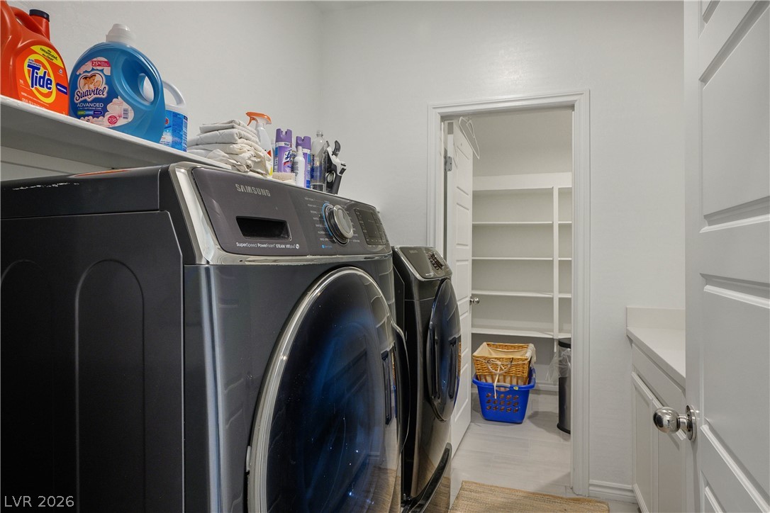 6839 Greensmen Avenue Las Vegas NV 89156