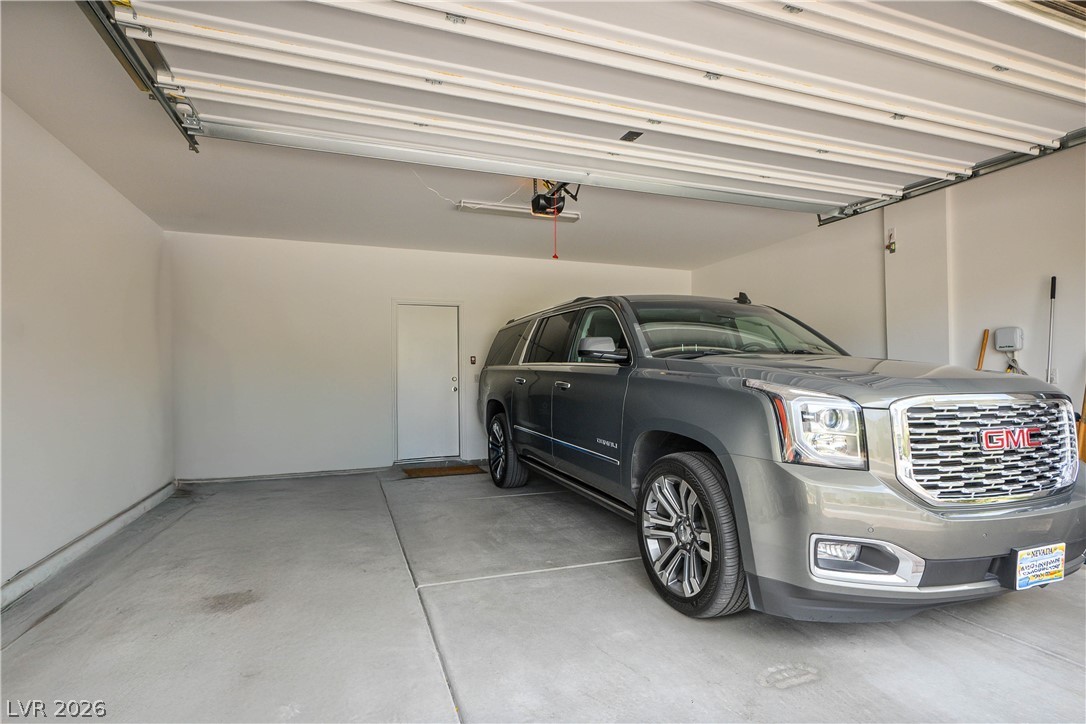 6839 Greensmen Avenue Las Vegas NV 89156