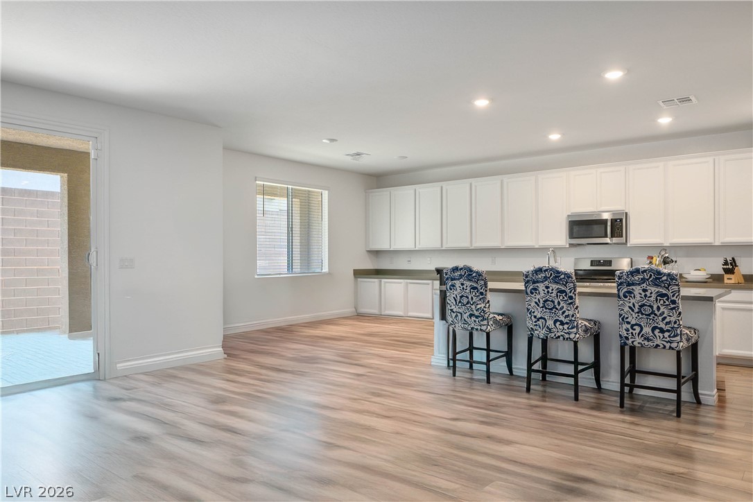 6839 Greensmen Avenue Las Vegas NV 89156