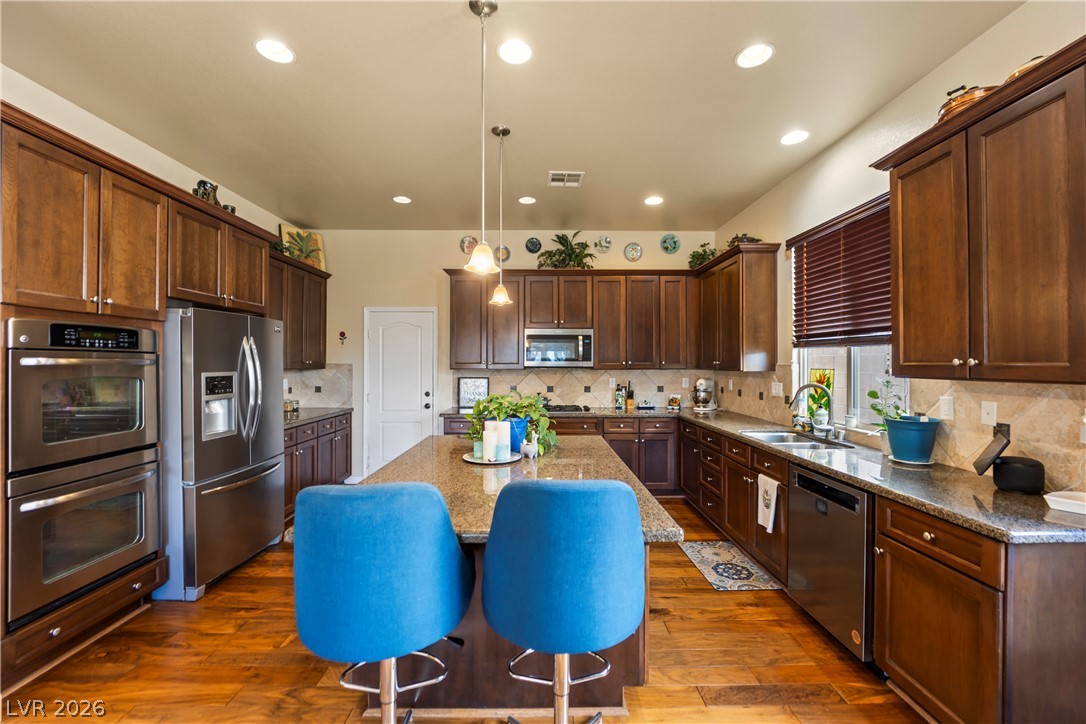 6864 Desert Island Street Las Vegas NV 89149