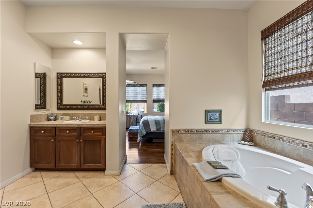 6864 Desert Island Street Las Vegas NV 89149