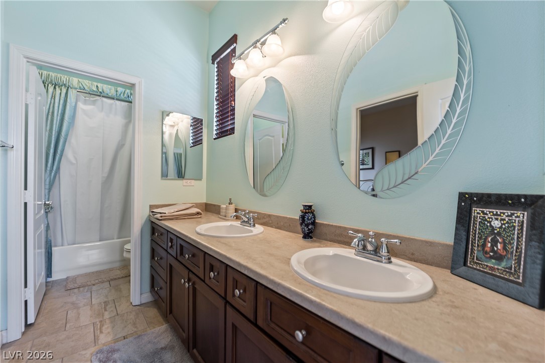 6864 Desert Island Street Las Vegas NV 89149