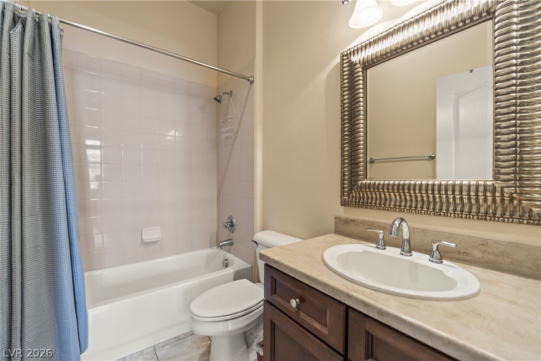 6864 Desert Island Street Las Vegas NV 89149