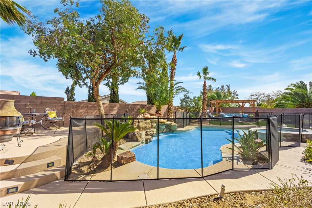 6864 Desert Island Street Las Vegas NV 89149