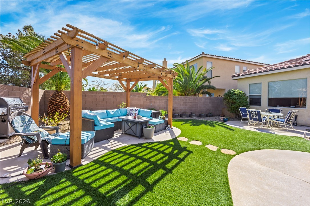 6864 Desert Island Street Las Vegas NV 89149